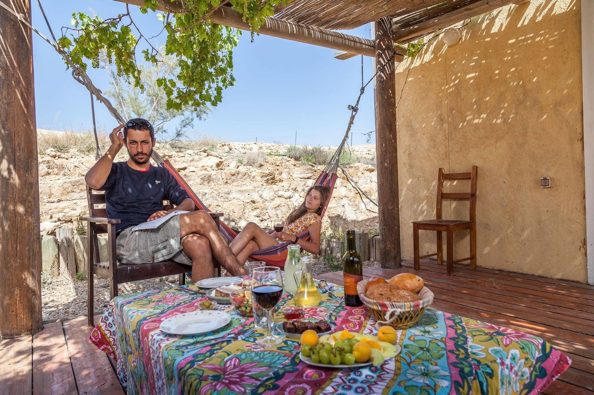 Alpaca Farm - חוות האלפקות Villa Mitzpe Ramon Exteriör bild